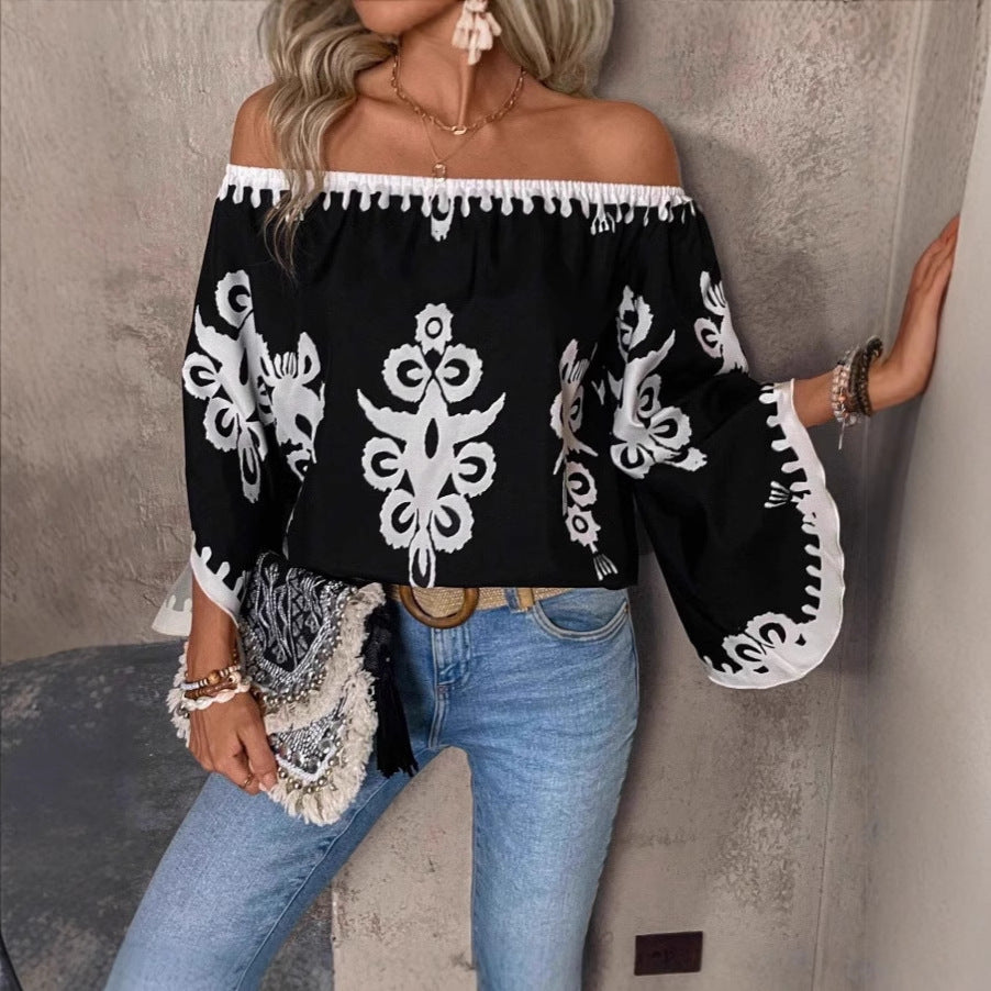 Top holgado con hombros descubiertos y estampado de moda para mujer